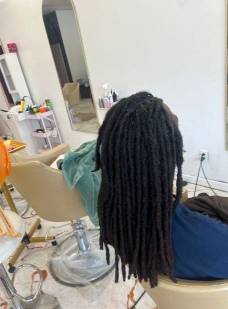 Shoulder-length locs